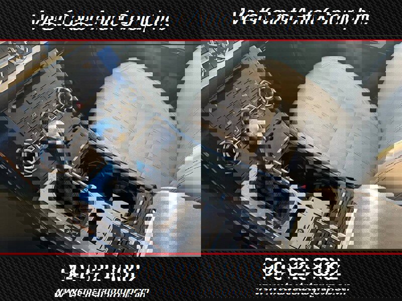 Used 2013 Land Rover Range Rover Sport HSE LUX image 11