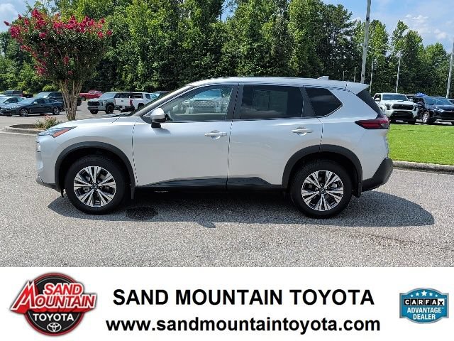 Used 2023 Nissan Rogue SV FWD image 9