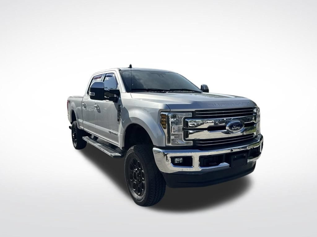 Used 2019 Ford F250 Lariat w/ Lariat Ultimate Package AWD/4WD image 2