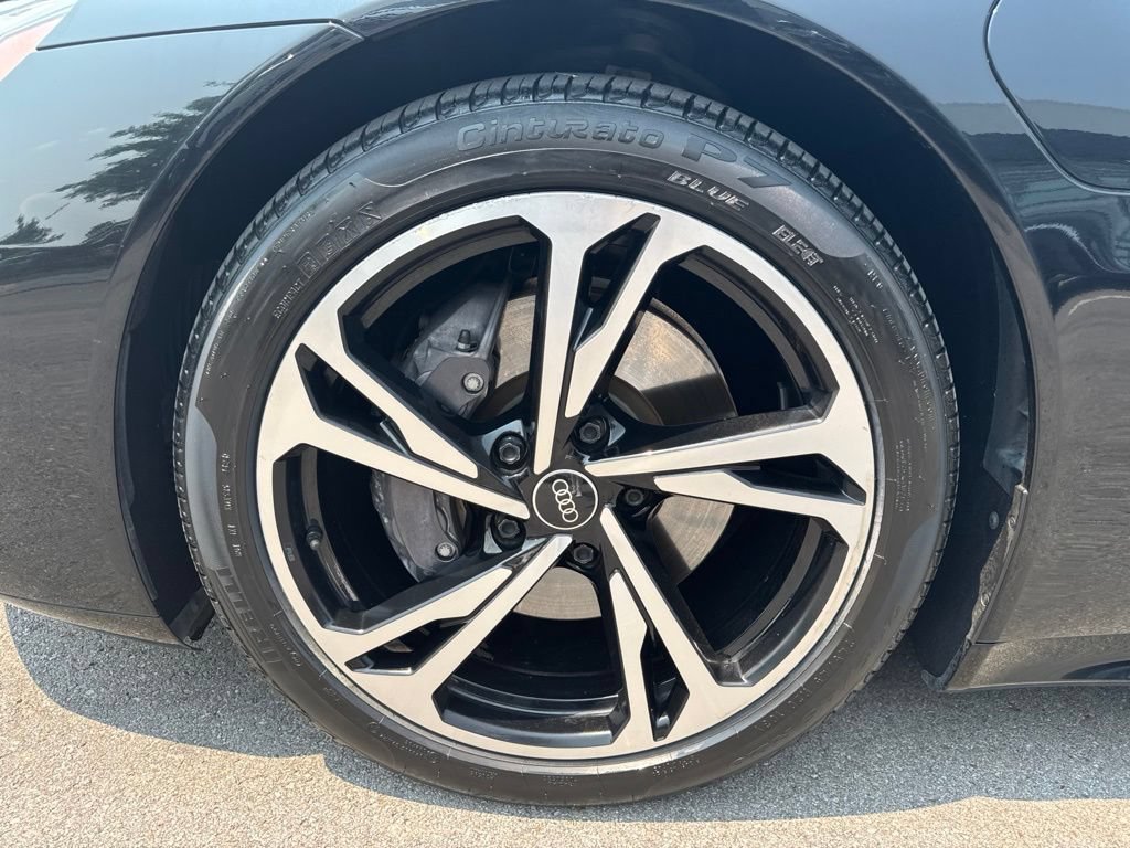 Used 2022 Audi e-tron GT Premium Plus w/ Performance Package AWD/4WD image 27