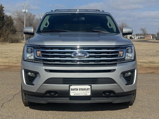 Used 2019 Ford Expedition XLT w/ Equipment Group 202A image 2