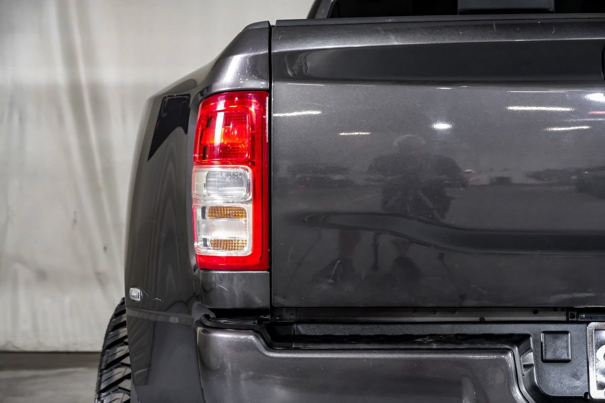 Used 2024 RAM 3500 Tradesman w/ Chrome Appearance Group AWD/4WD image 41
