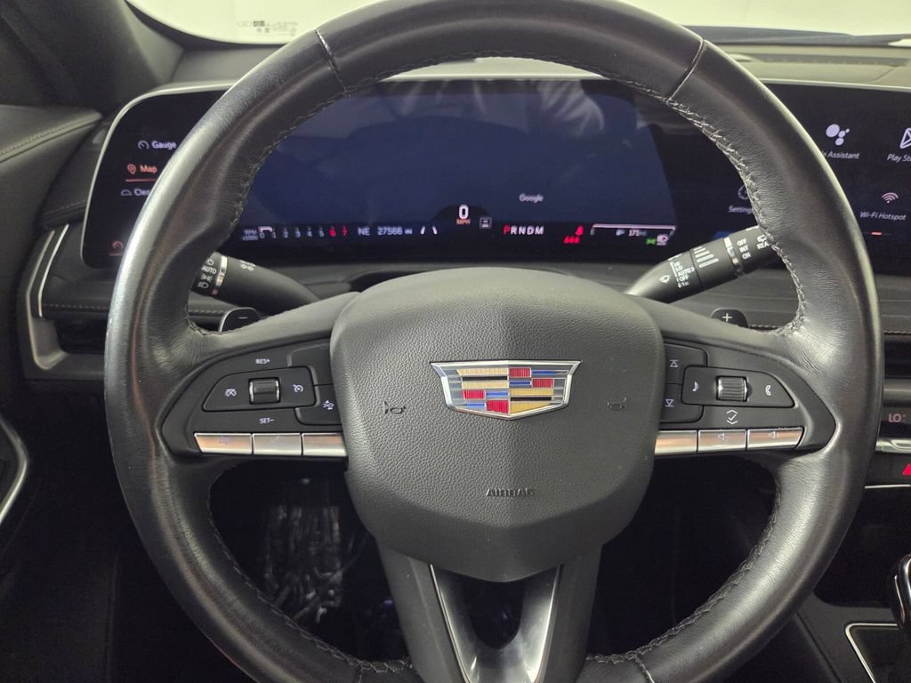 Used 2024 Cadillac XT4 Premium Luxury FWD image 16