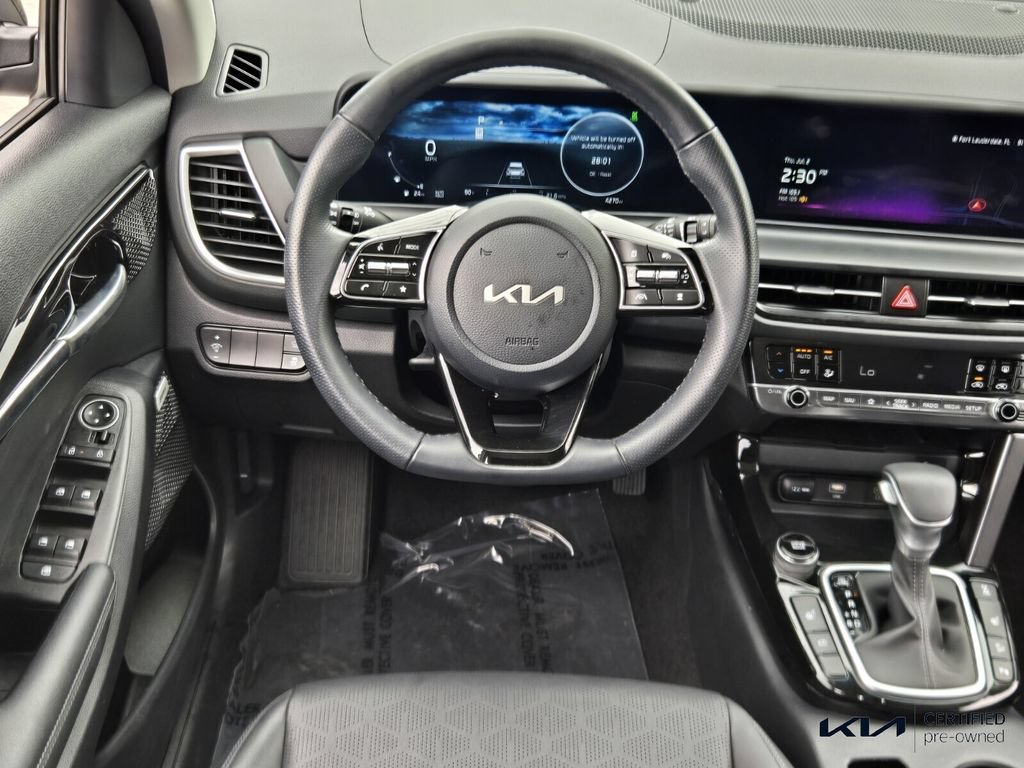 Certified 2025 Kia Seltos SX AWD/4WD image 13