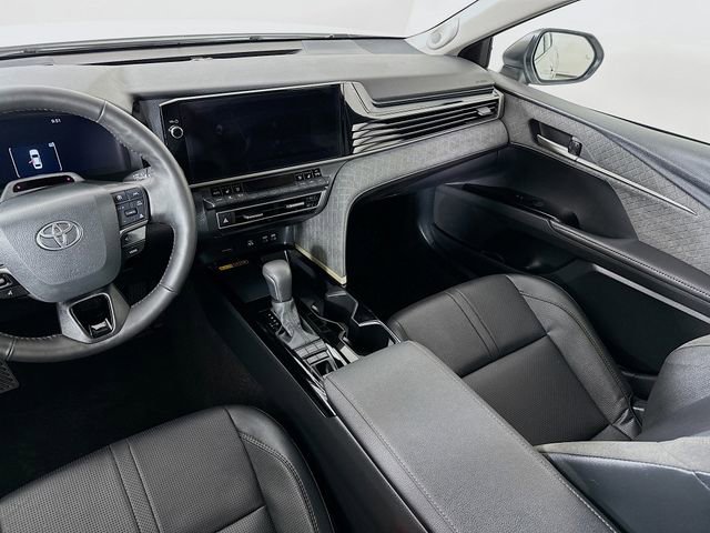 Used 2025 Toyota Camry XLE w/ Premium Plus Package image 29