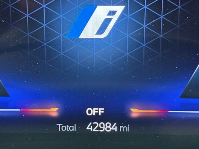 Certified 2022 BMW i4 eDrive40 w/ M Sport Package image 15