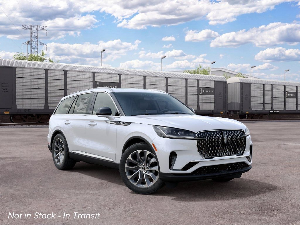 New 2027 Lincoln Aviator Reserve w/ Luxury Package RWD image 4