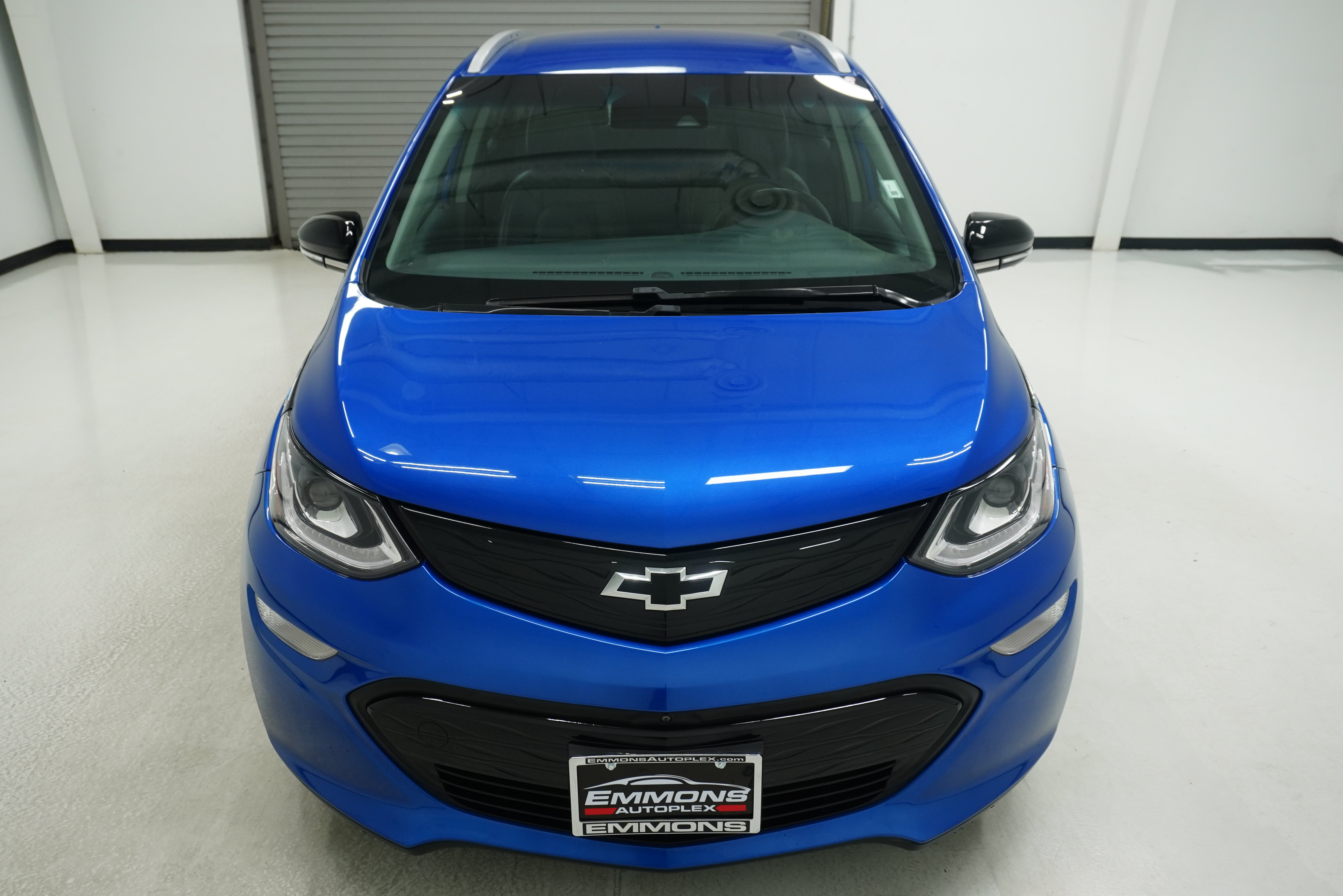 Used 2020 Chevrolet Bolt Premier w/ Infotainment Package FWD image 2