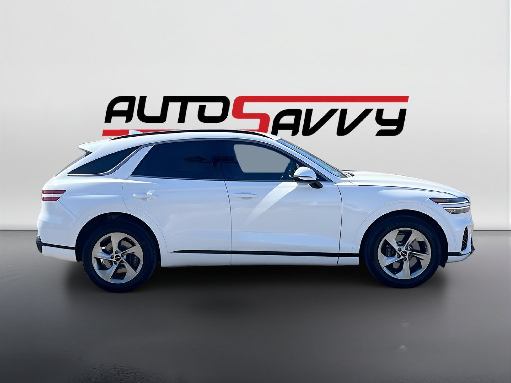 Used 2025 Genesis GV70 3.5T Sport AWD/4WD image 8