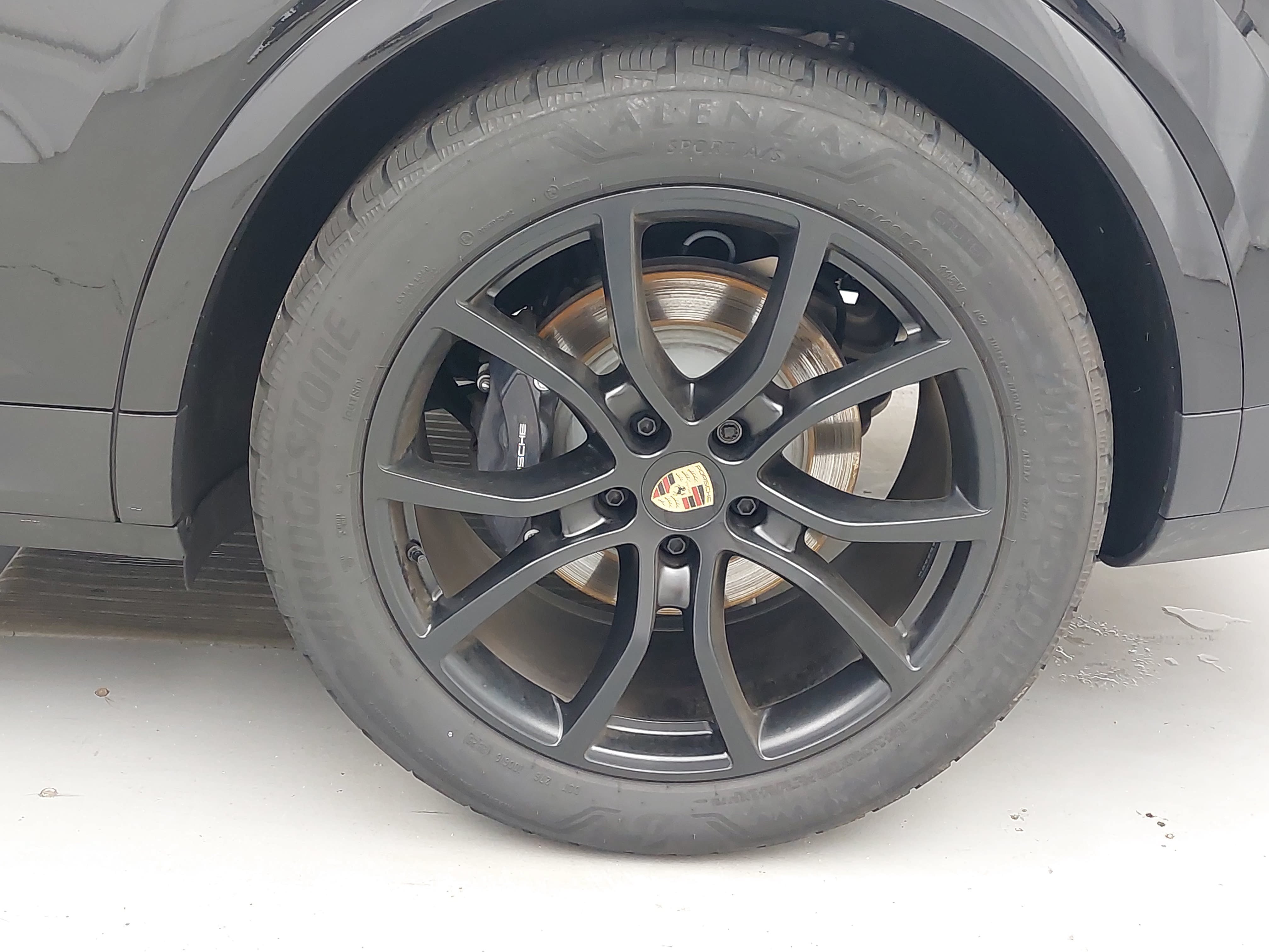 Certified 2026 Porsche Cayenne AWD/4WD image 36