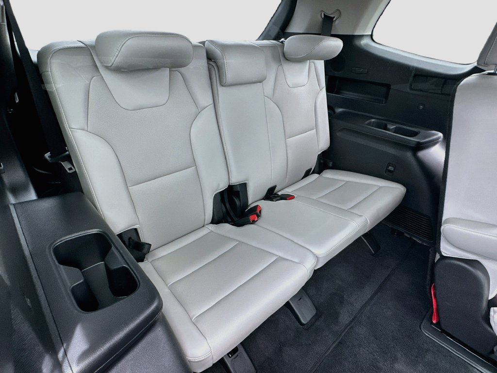 Used 2024 Kia Telluride SX Prestige AWD/4WD image 29