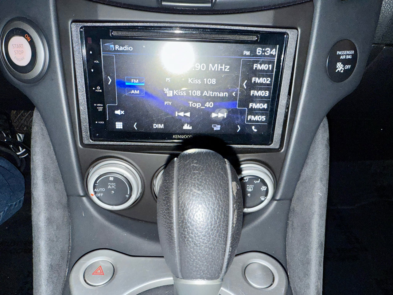 Used 2016 Nissan 370Z Roadster image 31