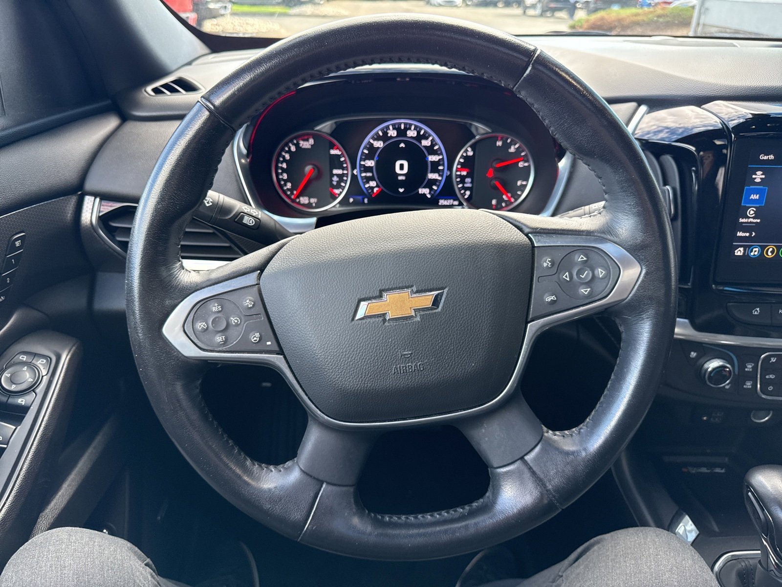 Used 2022 Chevrolet Traverse Premier image 22