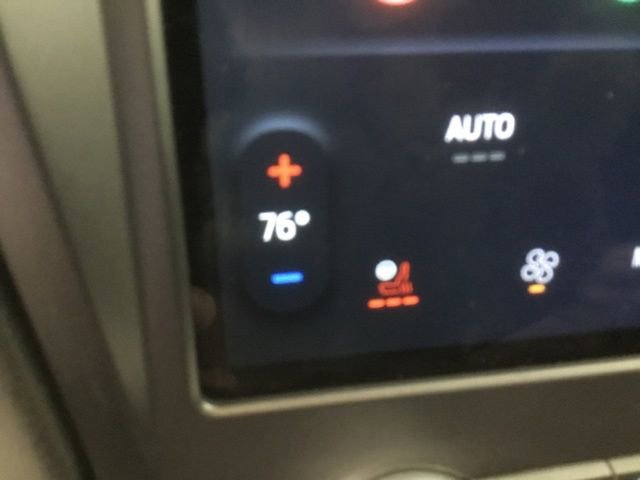 Used 2022 Ford Edge Titanium w/ Equipment Group 301A image 30