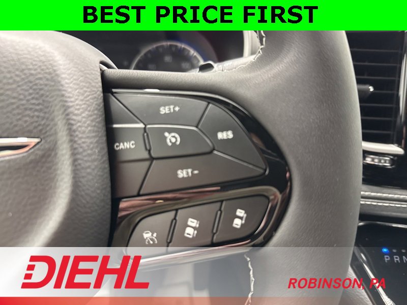 New 2026 Chrysler Pacifica Select image 31