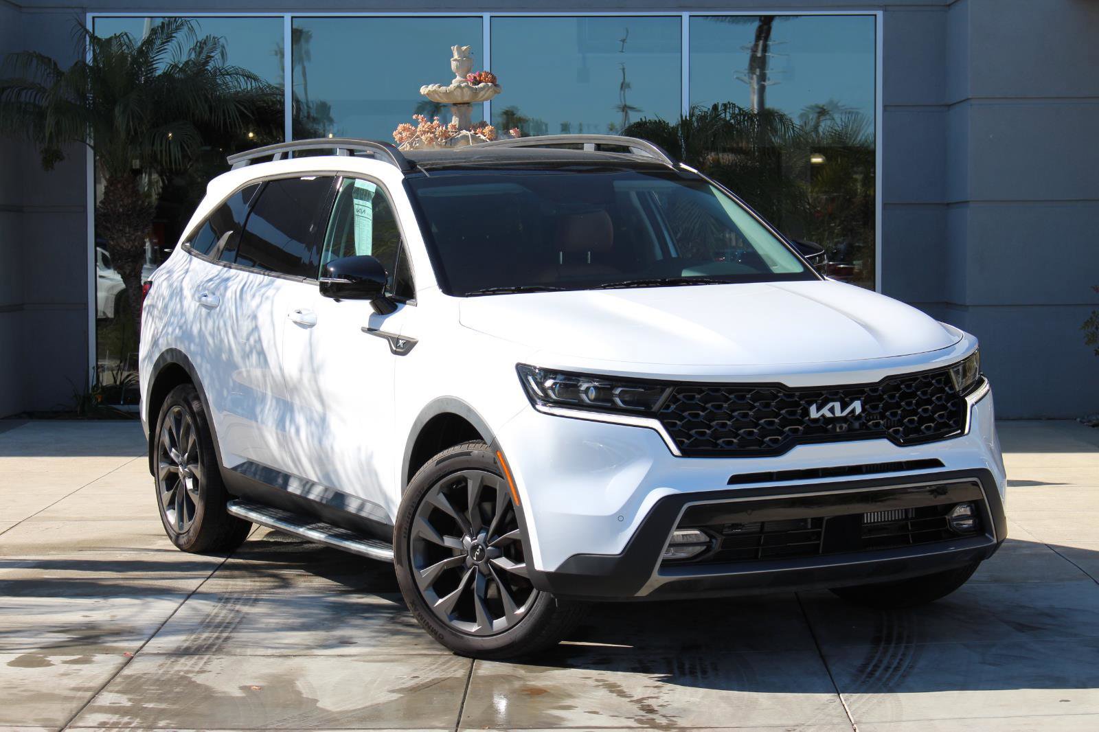 Used 2022 Kia Sorento SX Prestige w/ Rust Color Package image 1