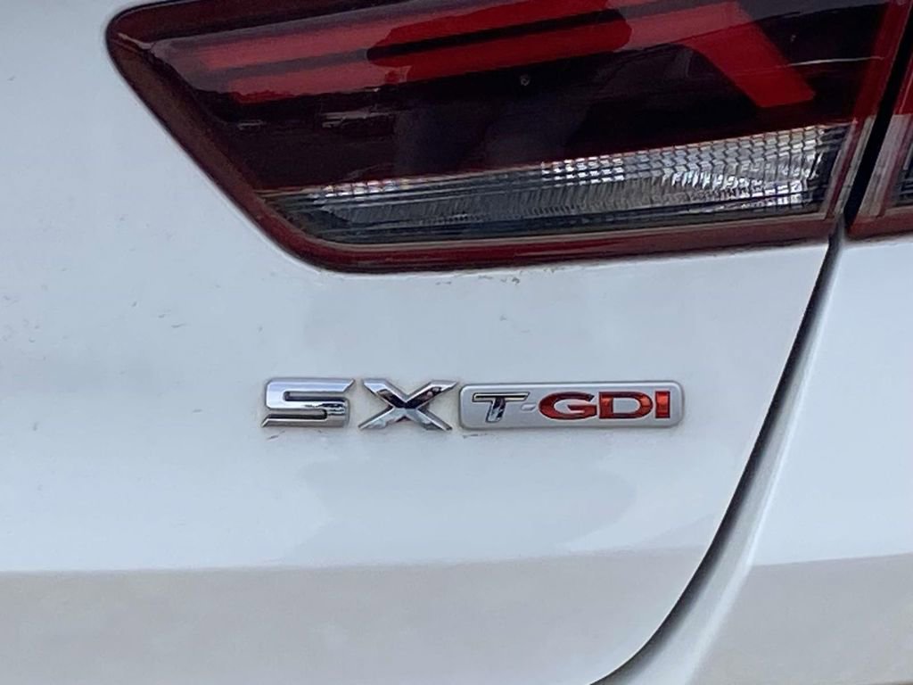 Used 2019 Kia Optima SX image 10