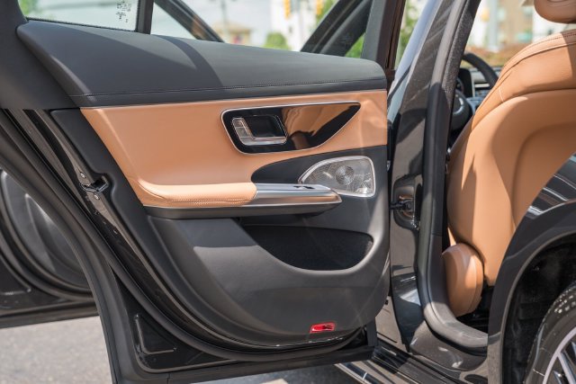 New 2027 Mercedes-Benz E 450 4MATIC Sedan image 33