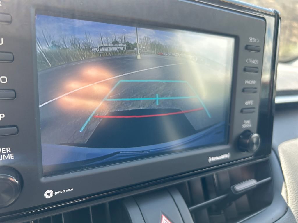 Certified 2021 Toyota RAV4 LE AWD/4WD image 15