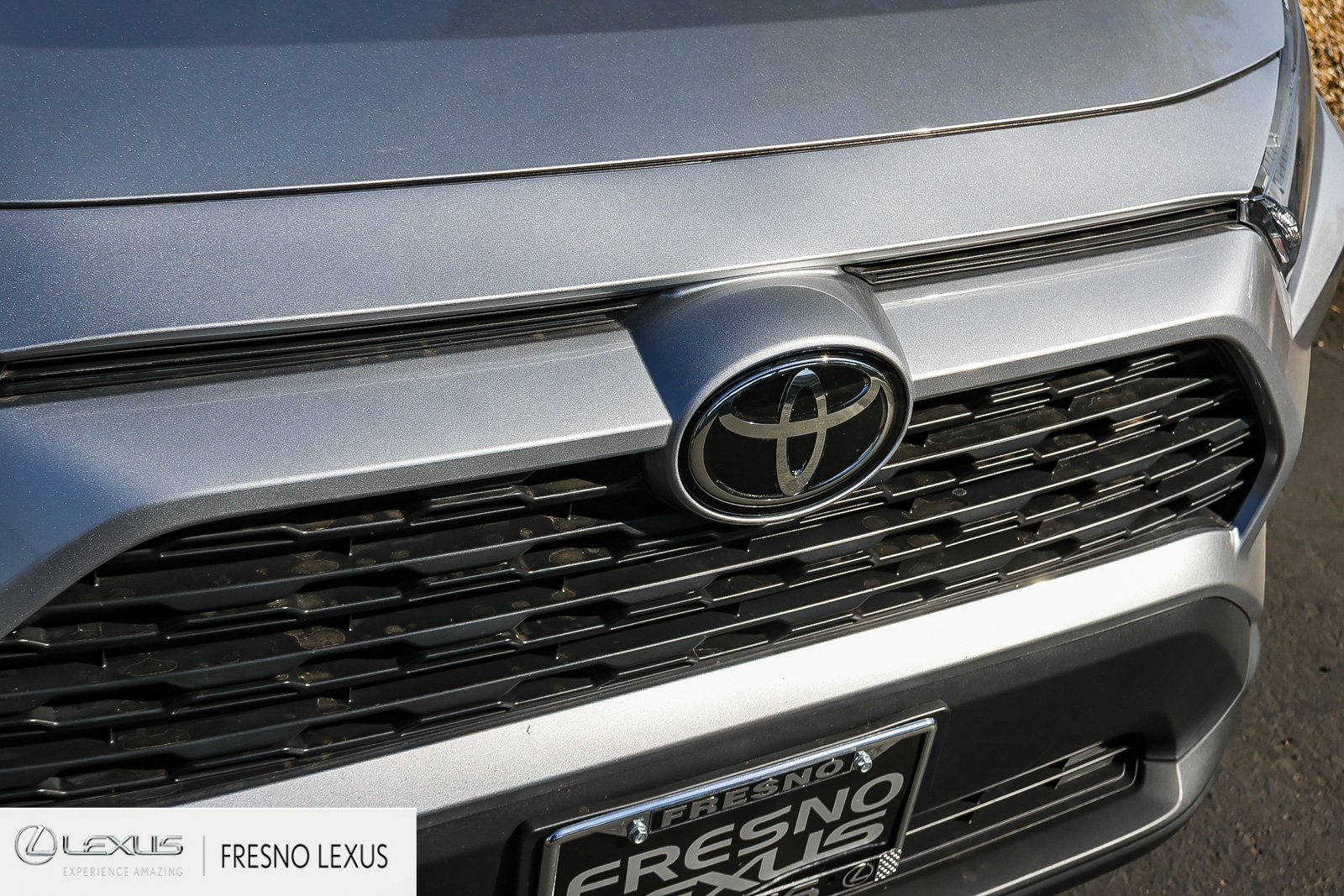 Used 2025 Toyota RAV4 LE AWD/4WD image 11