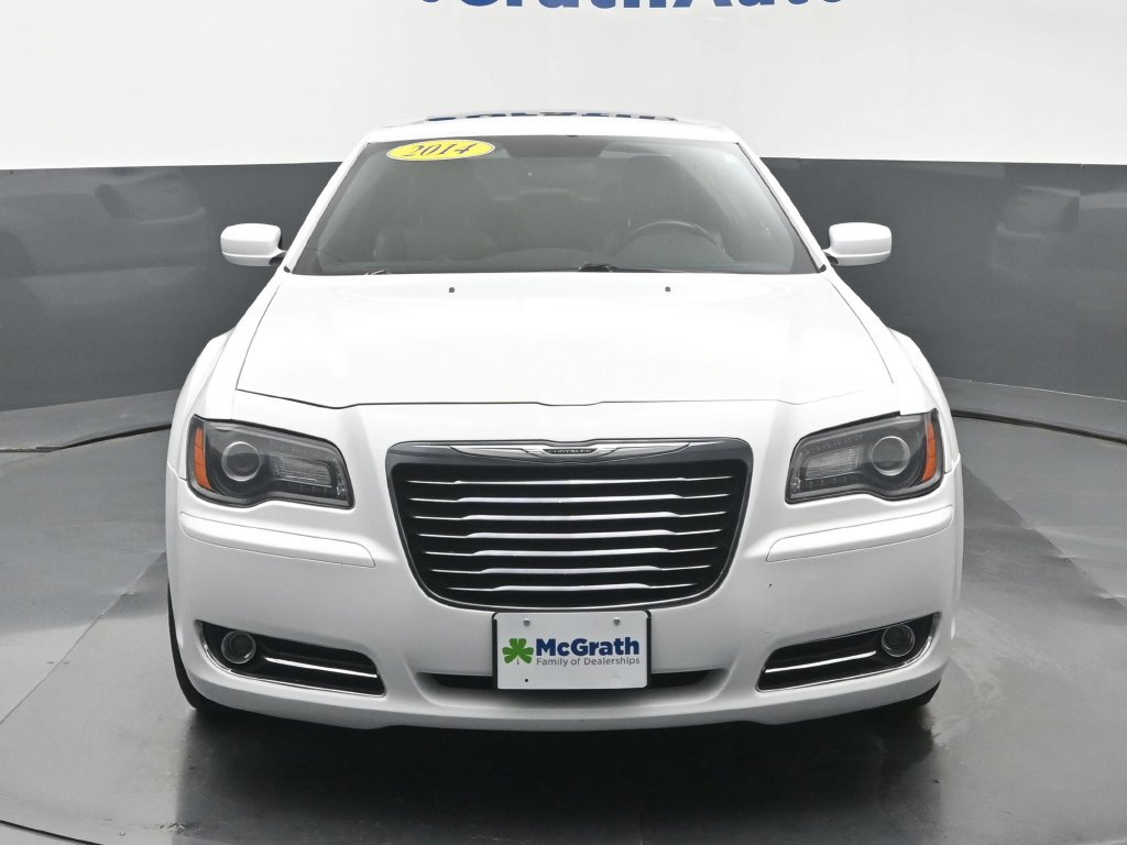 Used 2014 Chrysler 300 S AWD/4WD image 6