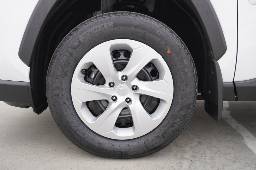 New 2025 Toyota RAV4 LE image 18