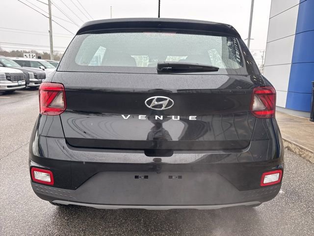 Certified 2026 Hyundai Venue SE image 6