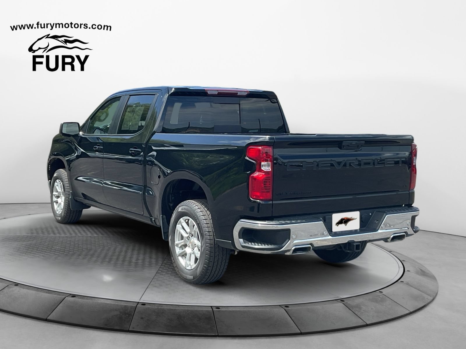 Used 2022 Chevrolet Silverado 1500 LT w/ Z71 Off-Road Package AWD/4WD image 5