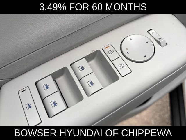 New 2026 Hyundai Kona SE image 7