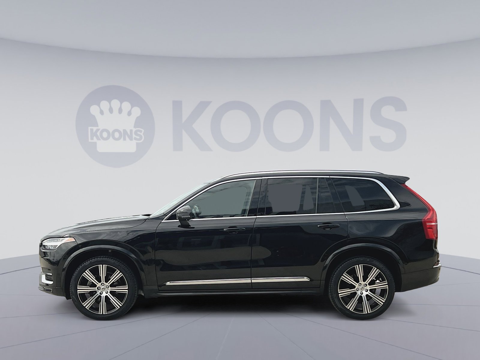 Certified 2023 Volvo XC90 B6 Ultimate w/ Protection Package Premier AWD/4WD image 13