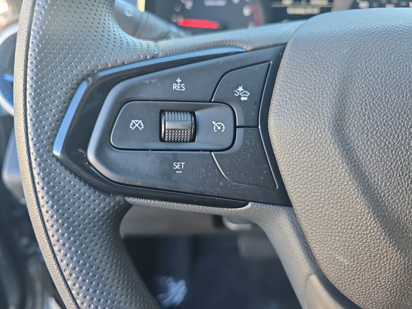 Used 2025 Chevrolet Trax LS w/ Driver Confidence Package image 22