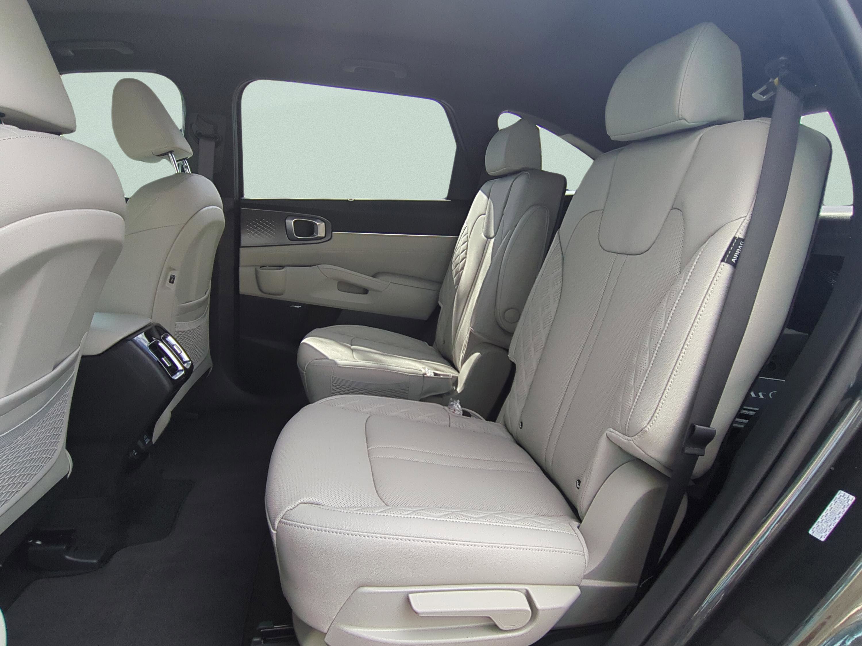 New 2026 Kia Sorento SX Prestige image 11