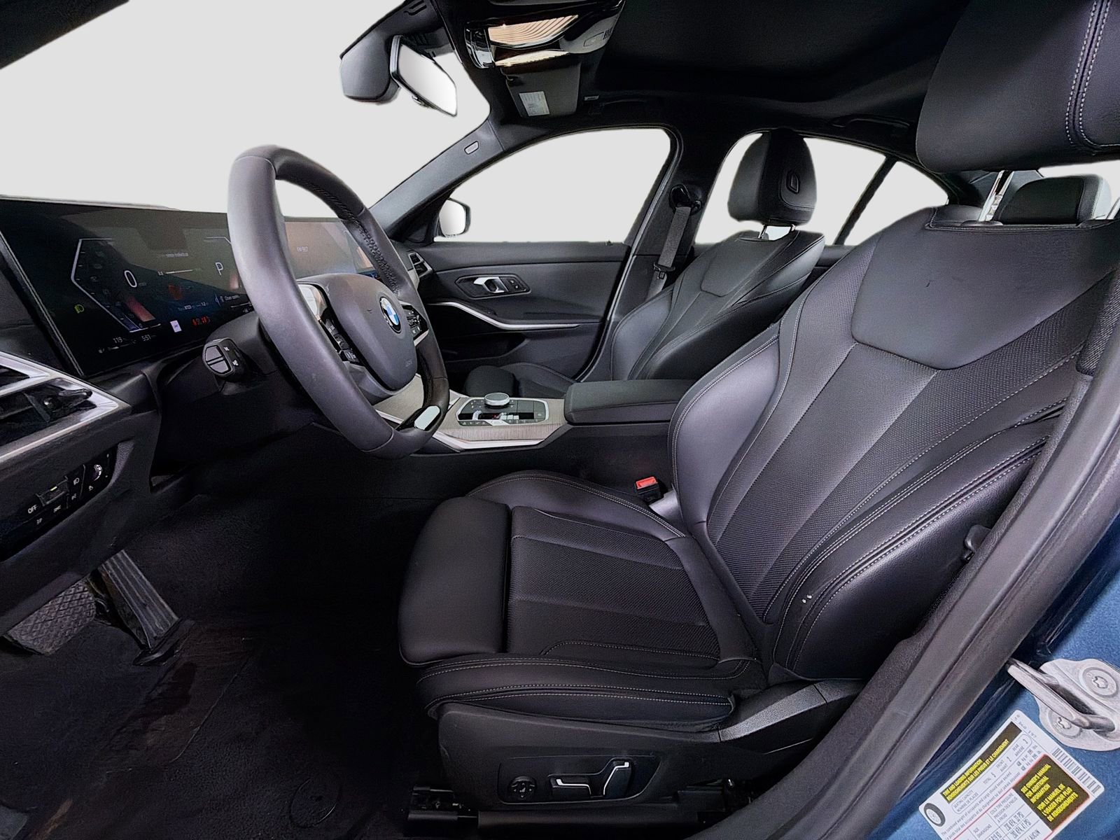 Used 2025 BMW 330i Sedan RWD image 12