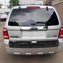 Used 2011 Ford Escape Limited w/ 301A Rapid Spec Order Code image 5