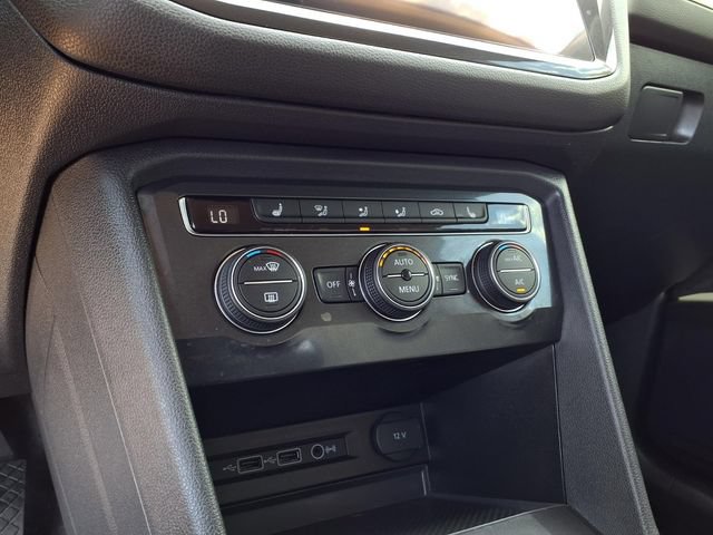 Used 2019 Volkswagen Tiguan SE FWD image 14