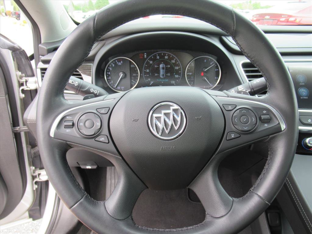 Used 2018 Buick LaCrosse Essence image 20