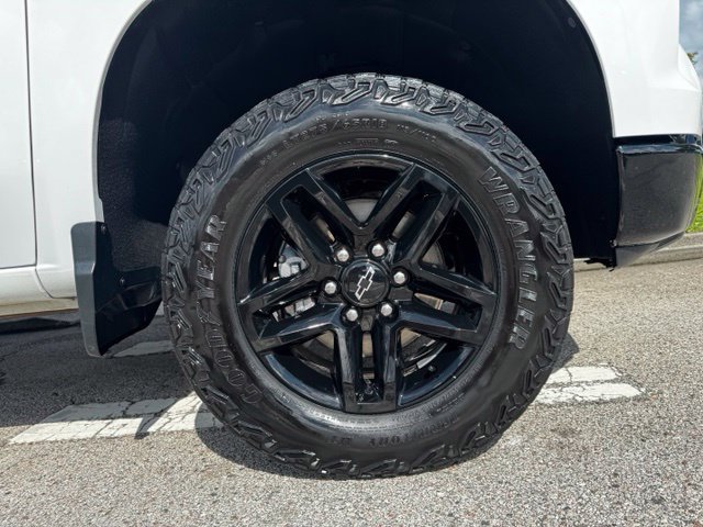 Used 2024 Chevrolet Silverado 1500 LT Trail Boss w/ Protection Package AWD/4WD image 9