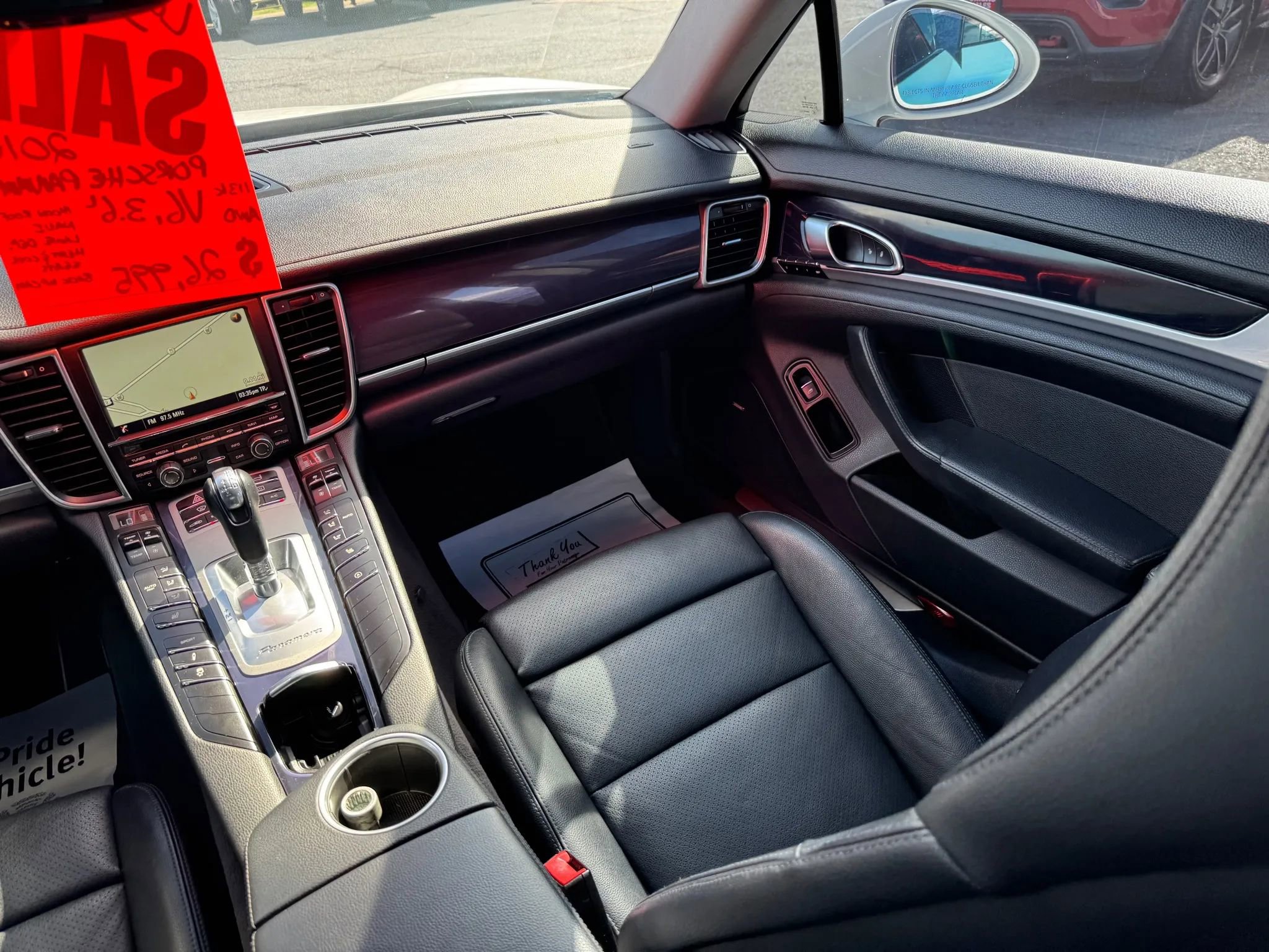 Used 2016 Porsche Panamera image 25