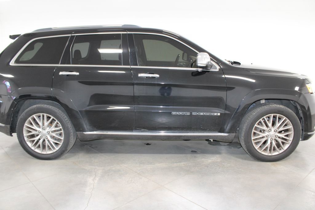 Used 2017 Jeep Grand Cherokee Summit image 11
