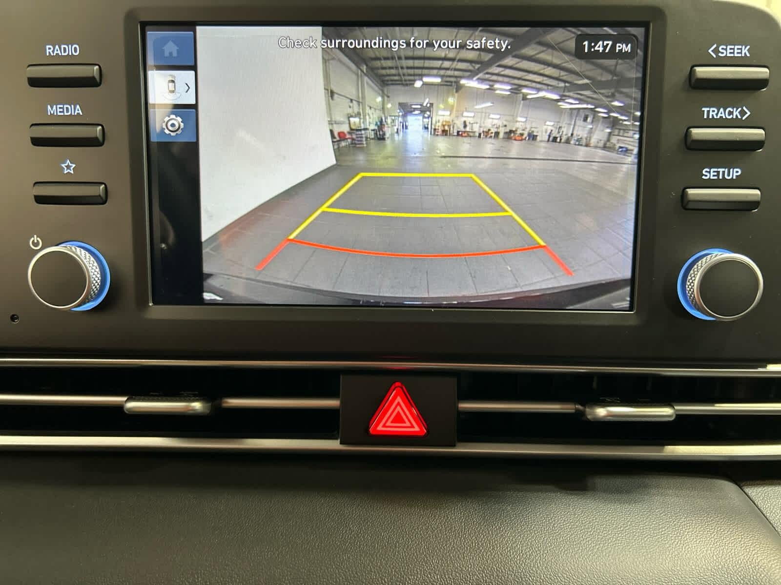 New 2026 Hyundai Elantra SE FWD image 6