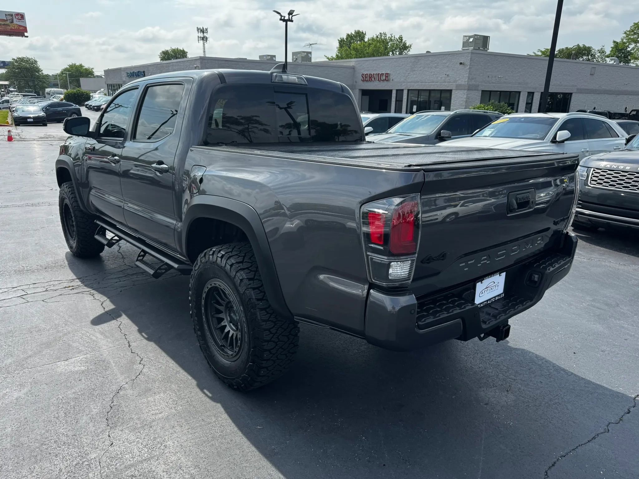 Used 2020 Toyota Tacoma TRD Pro AWD/4WD image 3
