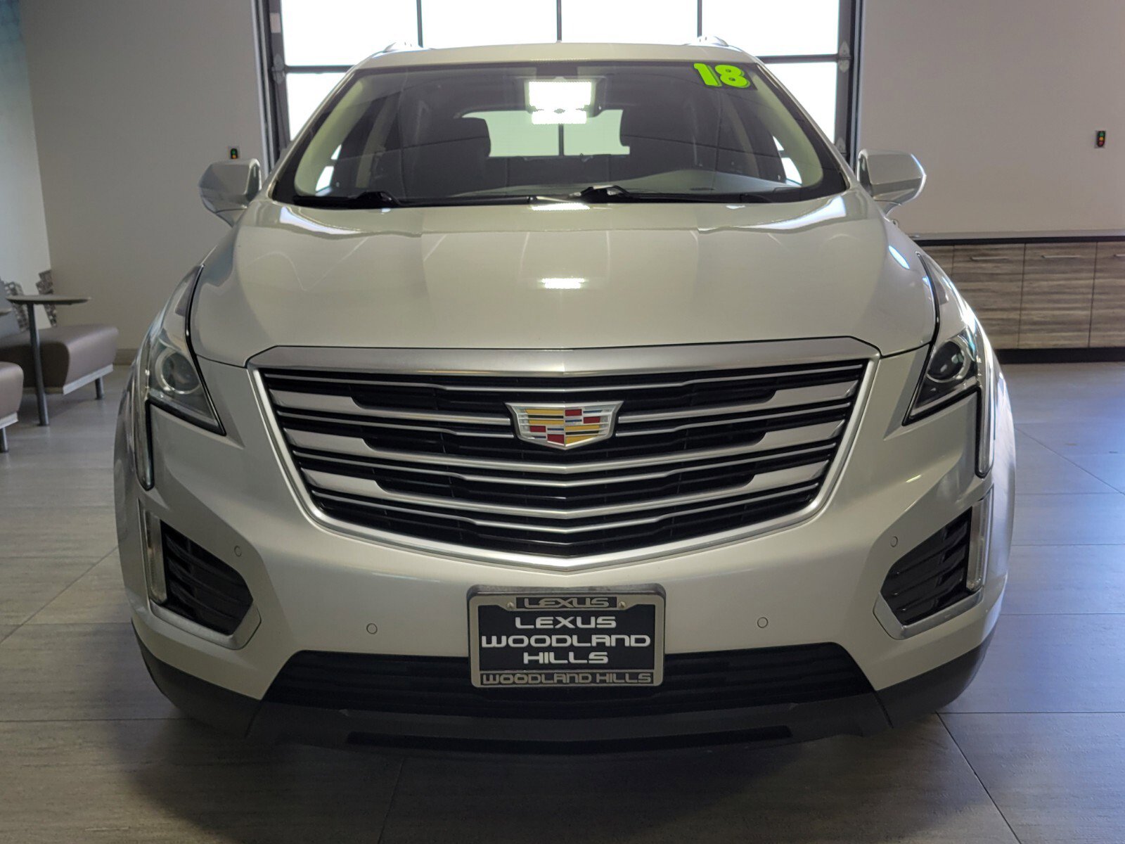 Used 2018 Cadillac XT5 Luxury w/ Driver Awareness Package image 8