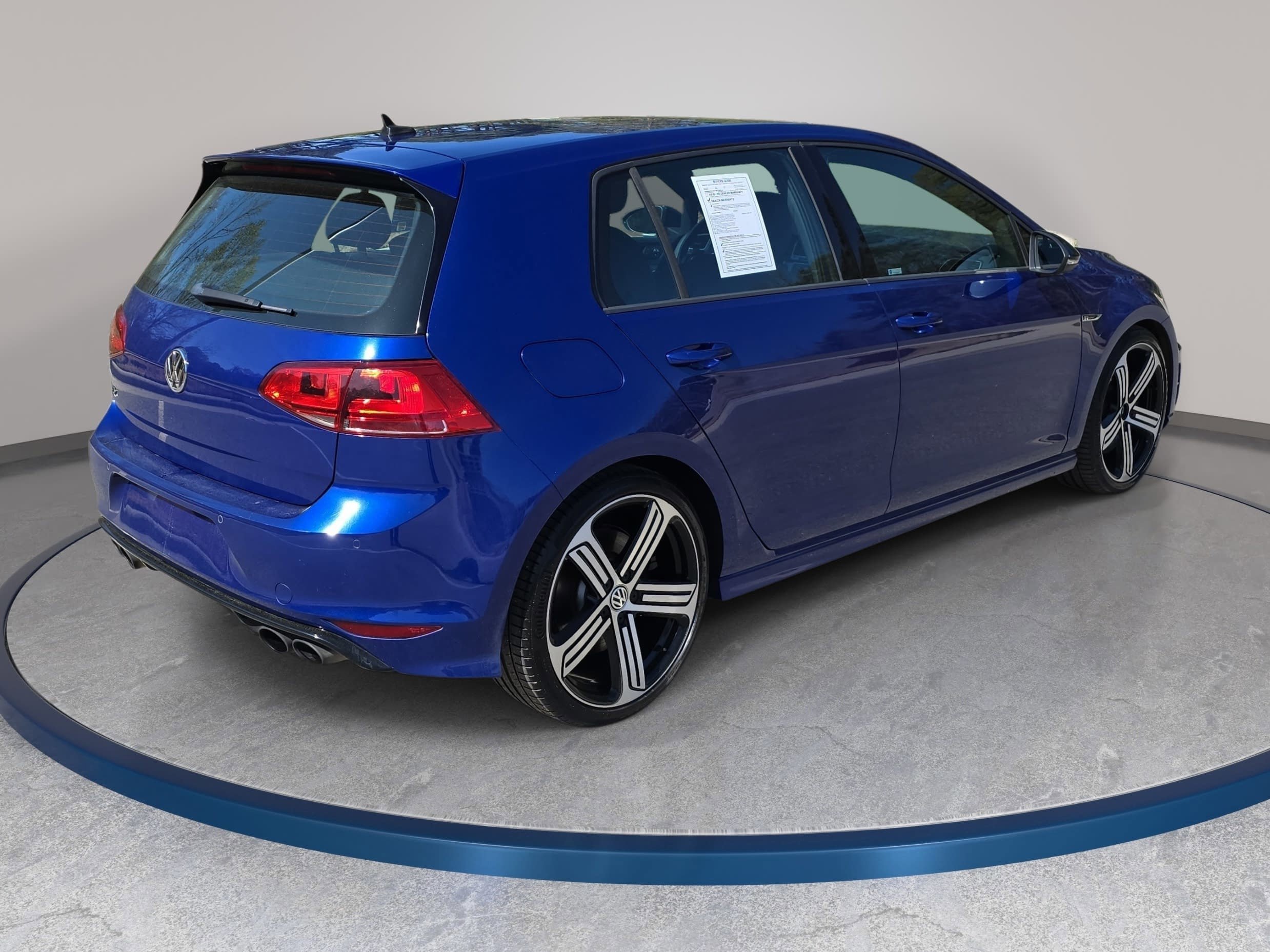 Used 2015 Volkswagen Golf R 4-Door AWD/4WD image 5