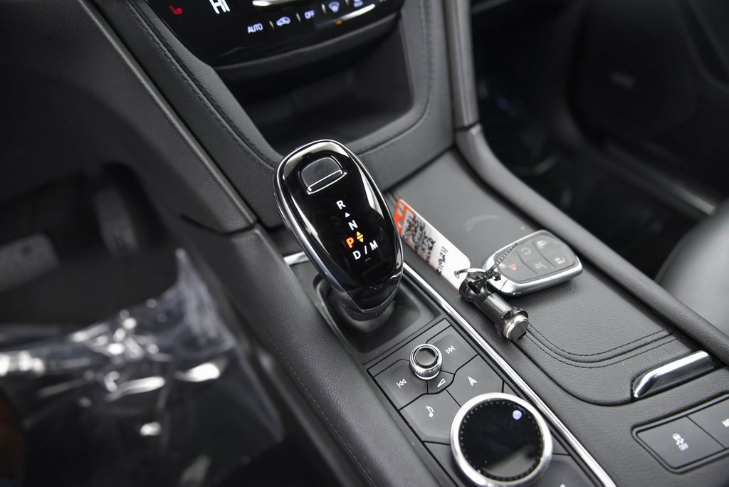 Used 2025 Cadillac XT5 Premium Luxury image 23