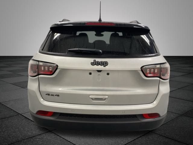 Used 2026 Jeep Compass Limited AWD/4WD image 5
