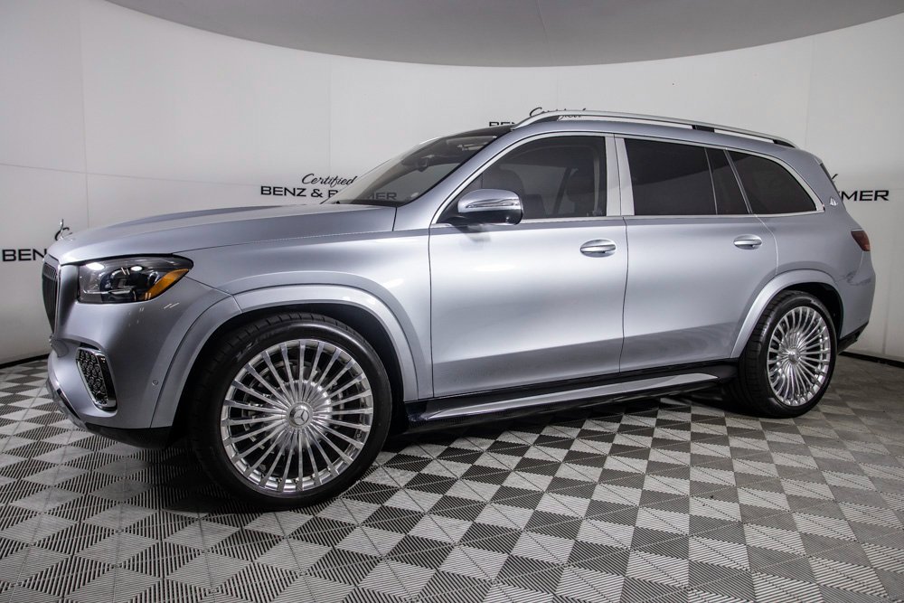 Used 2025 Mercedes-Benz Maybach GLS 600 4MATIC image 5