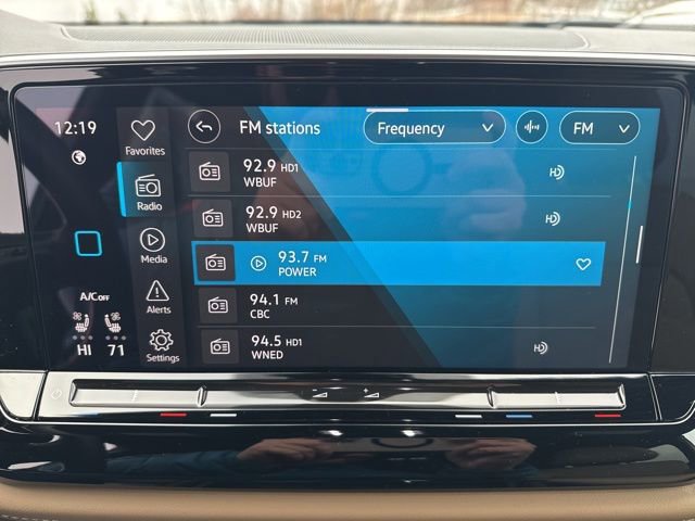 Used 2024 Volkswagen Atlas Cross Sport SE image 15