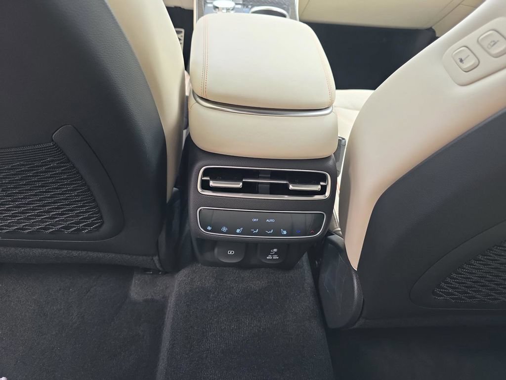 New 2026 Genesis GV70 3.5T Sport Prestige AWD/4WD image 25