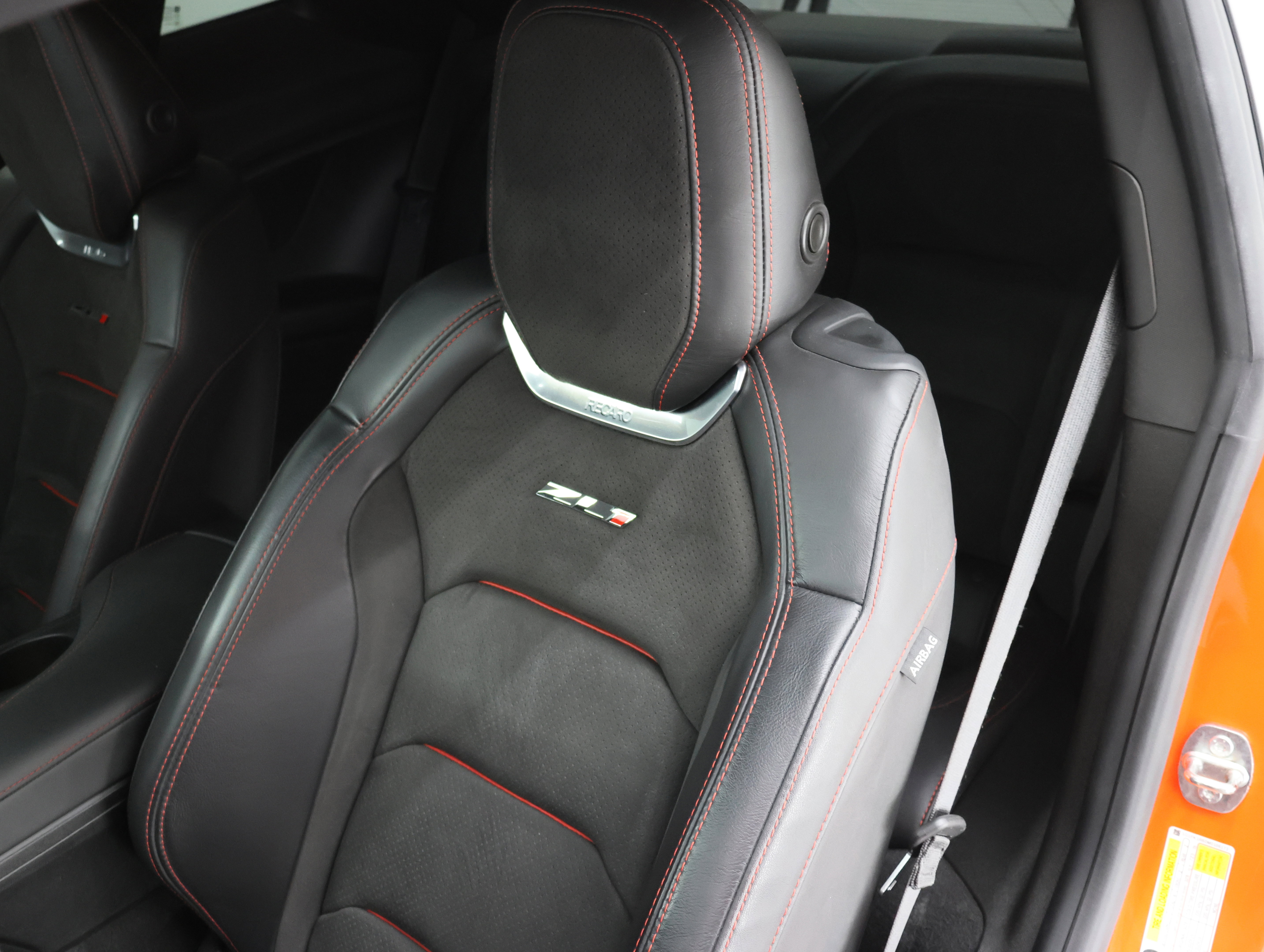 Used 2021 Chevrolet Camaro ZL1 RWD image 39