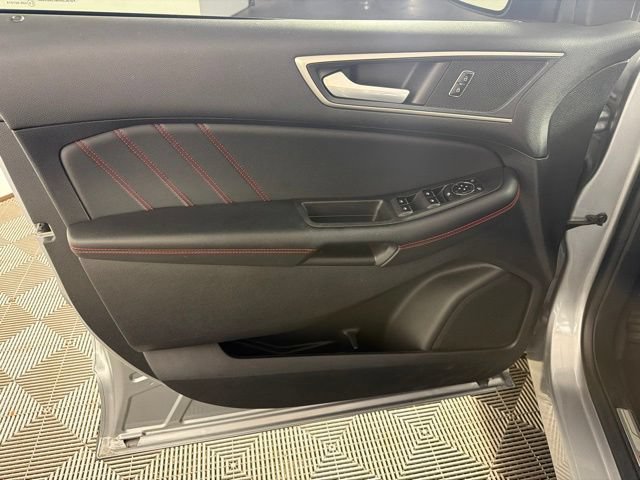 Used 2024 Ford Edge ST-Line AWD/4WD image 14